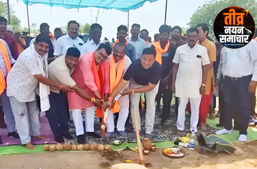 अलीराजपुर – कैबिनेट मंत्री नागरसिंह चौहान ने ग्राम बोकाडिया में 10 करोड़ 27 लाख 81 हजार की लागत से बनने वाली सड़क का किया भूमि पूजन ।