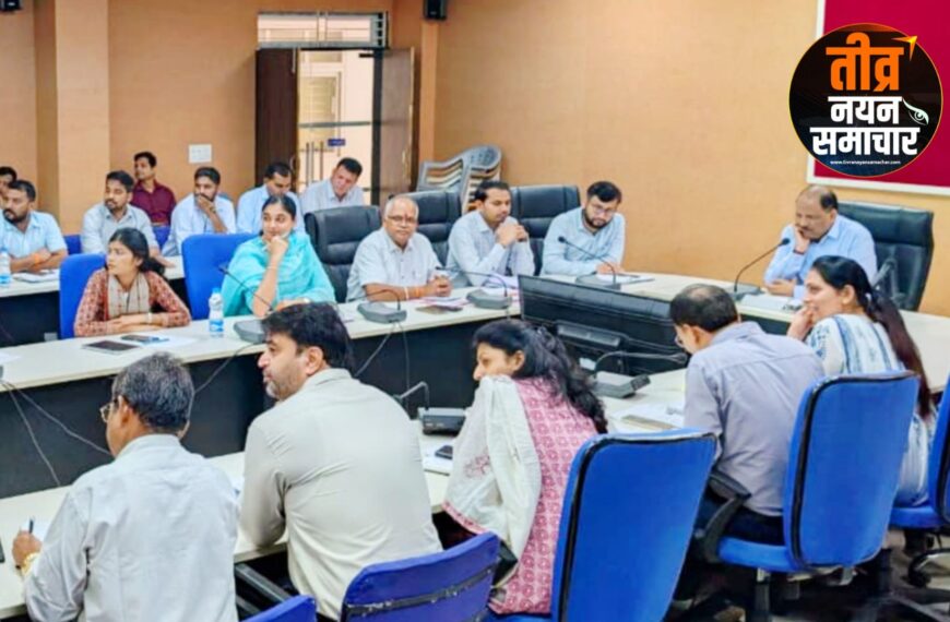 आलीराजपुर – कलेक्टर अभय अरविंद बेड़ेकर ने ली अधिकारीयों की बैठक , आदतन शिकायतकर्ता…