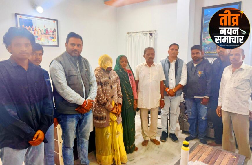 आलीराजपुर – कैबिनेट मंत्री नागर सिंह चौहान ने परिवार की मदद , मकान जलने पर दी 25 हजार की आर्थिक सहायता राशि ।