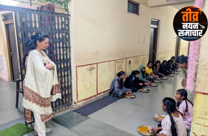 आलीराजपुर – कलेक्टर नीतू माथुर ने , छात्रावास का किया औचक निरीक्षण , व्यवस्थाओं का लिया जायजा ।