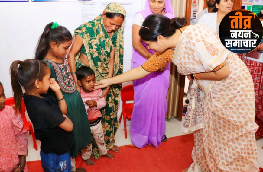 झाबुआ – कलेक्टर नेहा मीना ने मेघनगर अनुभाग के आंगनवाड़ी केन्द्र एवं सामुदायिक स्वास्थ्य केंद्र का किया औचक निरिक्षण , लापरवाही पर लगाई फटकार , थमाए नोटिस ।