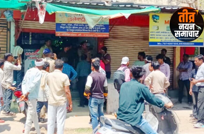 झाबुआ – अपनी ही दुकान…