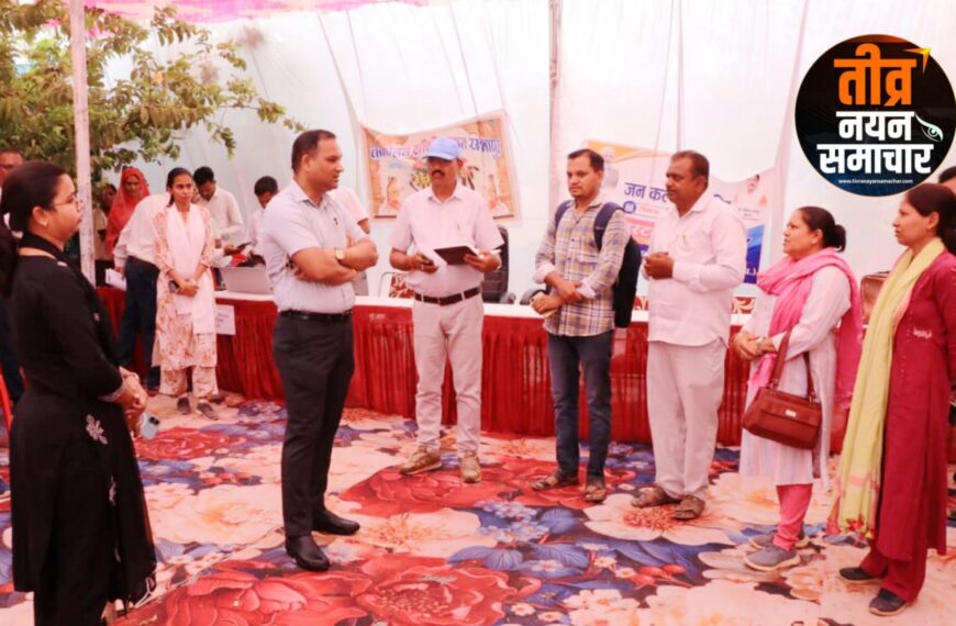 झाबुआ – कलेक्टर योगेश भरसट ने जन कल्याण शिविरो का किया निरिक्षण , अव्यवस्था और लापरवाही पर जवाबदारों को जमकर फटकारा , सख्त कार्यवाही की तैयारी ।