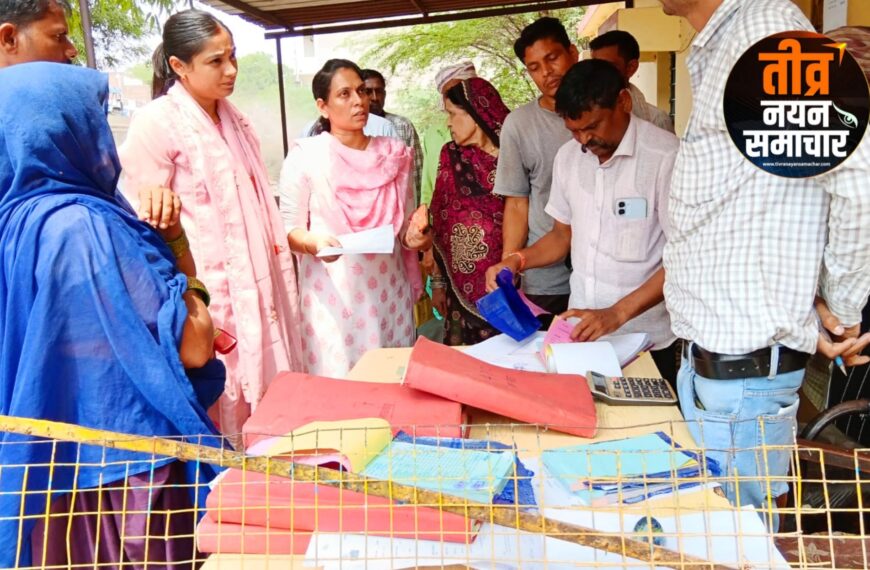 आलीराजपुर – एसडीएम निधि मिश्रा ने खाद वितरण केंद्र का किया निरिक्षण , किसानों से चर्चा कर उनकी समस्या का किया निराकरण , प्राइवेट दुकानदारों को दी सख्त चेतावनी ।