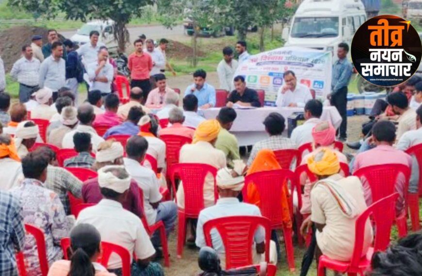 झाबुआ – एसडीएम महेश मंडलोई संग वीआईपी कल्चर छोड़ मिनी बस में सवार होकर निकले अधिकारी , मुख्यमंत्री जन विश्वास अभियान के तहत पिटोल में प्रशासनिक अमले ने किया औचक निरीक्षण ।